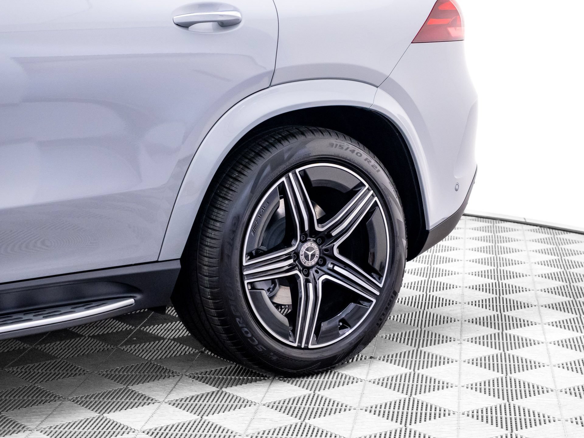 New 2026 Mercedes-Benz GLE 450 4MATIC image 36