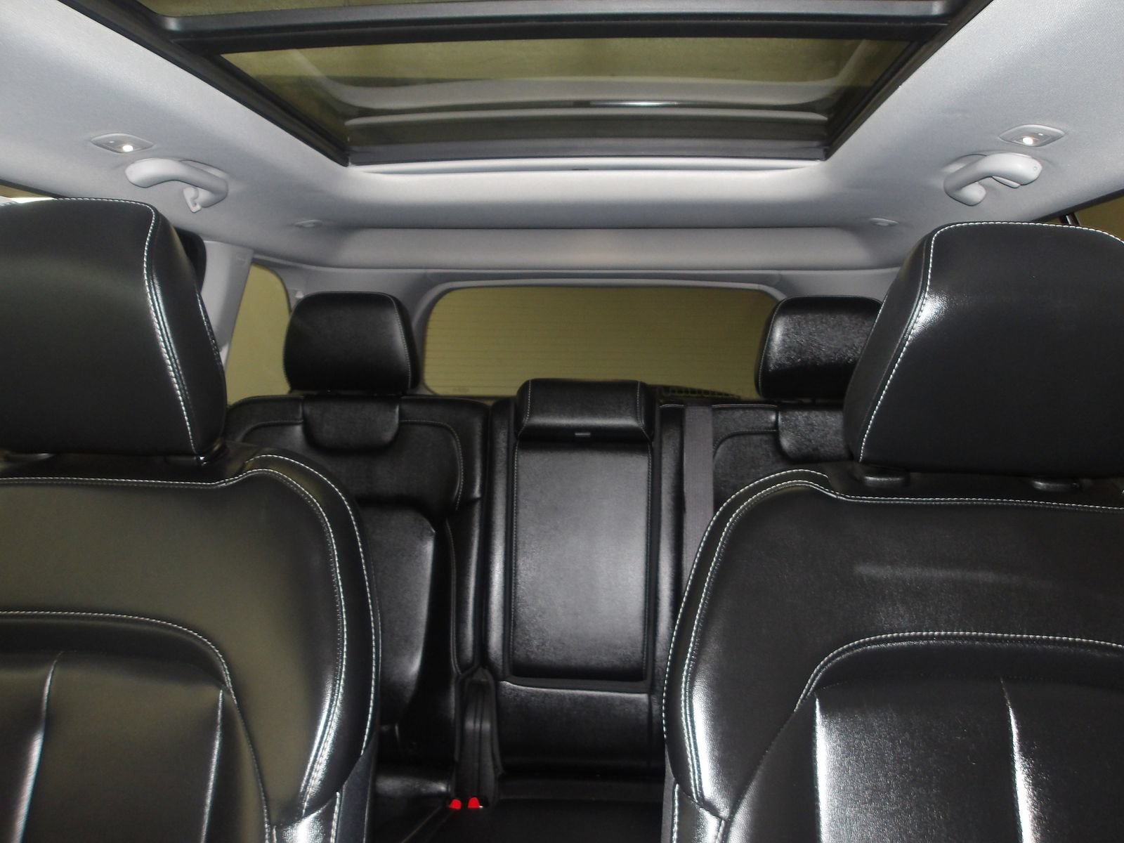 Used 2023 Jeep Grand Cherokee Limited AWD/4WD image 10