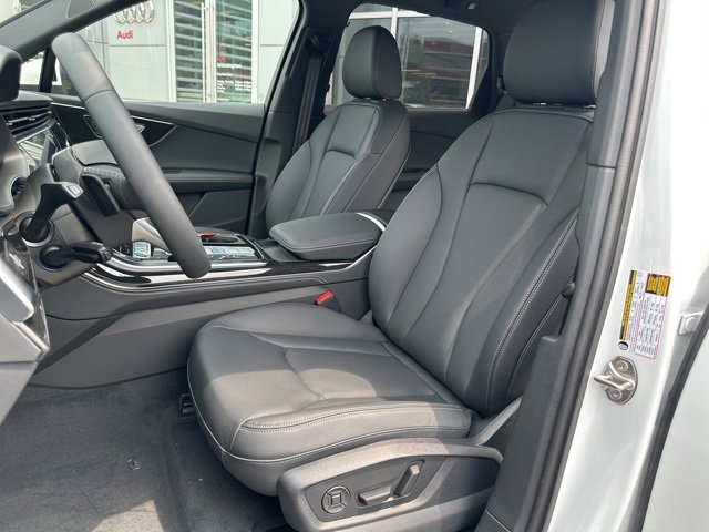 New 2025 Audi Q7 3.0T Premium Plus image 9