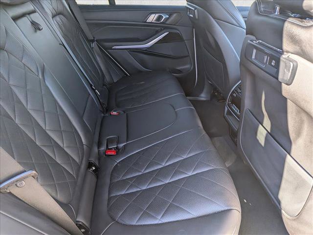 Used 2023 BMW X5 xDrive45e image 23