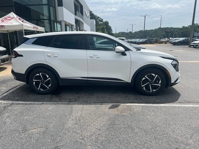 Used 2023 Kia Sportage LX FWD image 3