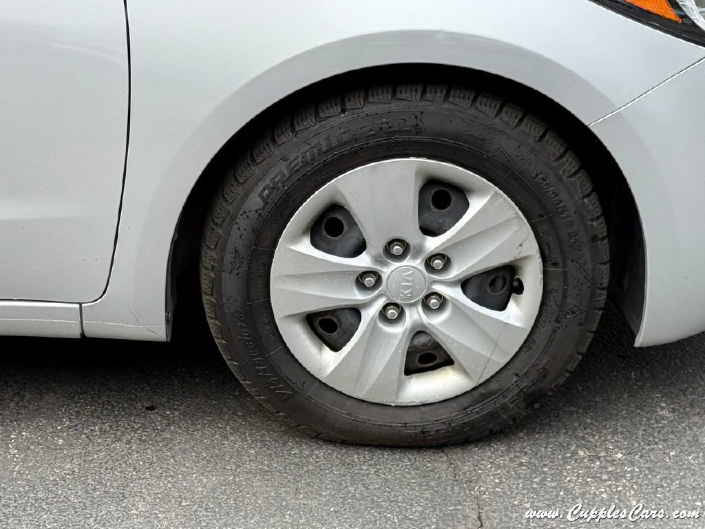 Used 2015 Kia Forte LX image 43