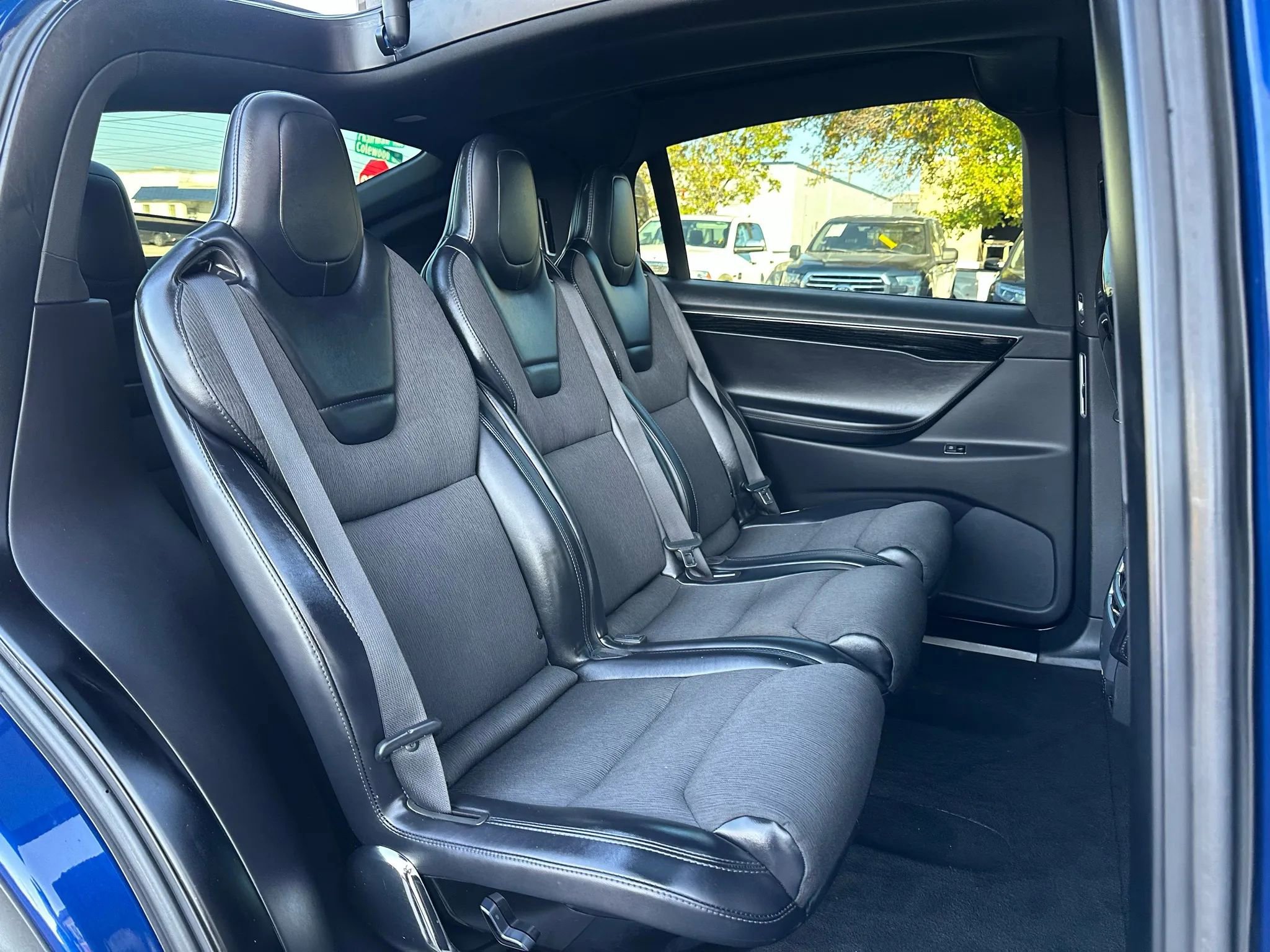 Used 2016 Tesla Model X 60D image 26