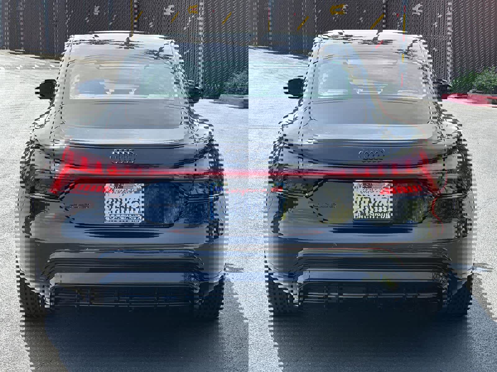 Used 2022 Audi e-tron GT Premium Plus image 5