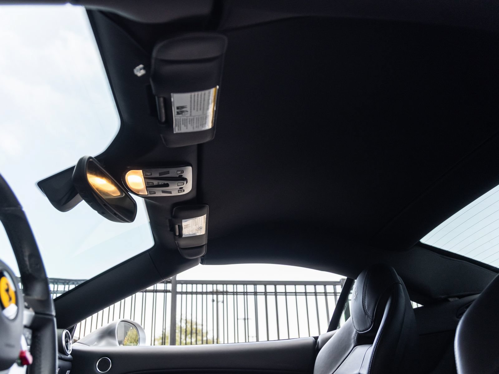 Used 2015 Ferrari California T RWD image 25