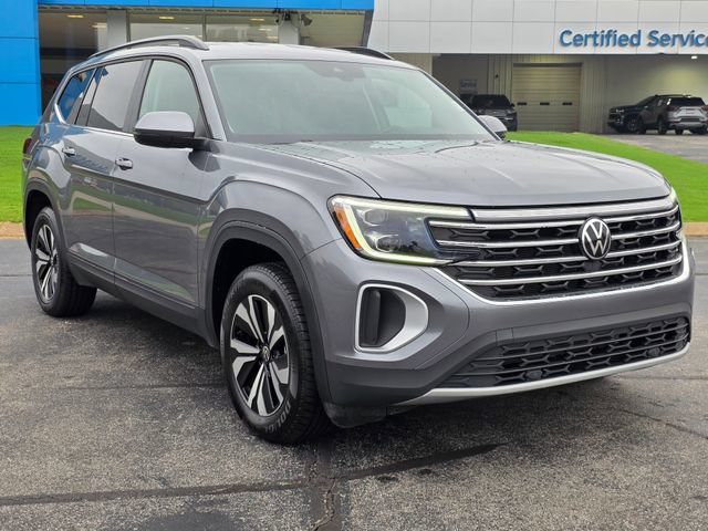 Used 2025 Volkswagen Atlas SE FWD image 17