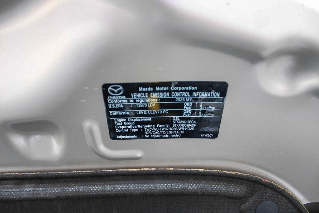 Certified 2025 MAZDA MAZDA3 Hatchback w/Premium Plus Pkg AWD/4WD image 28