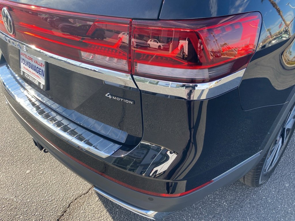 New 2025 Volkswagen Atlas SEL image 12