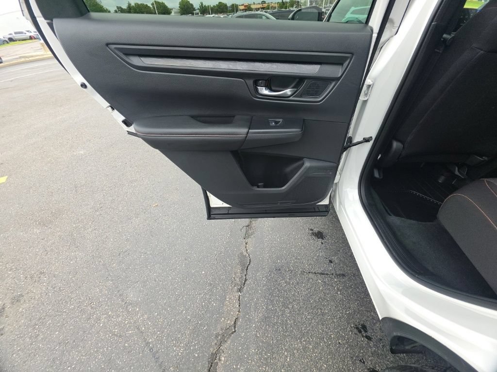 Used 2026 Honda CR-V TrailSport image 27