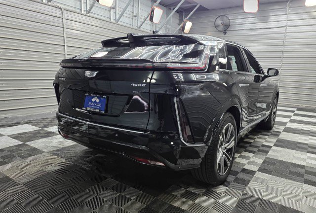 Used 2024 Cadillac Lyriq Luxury RWD image 6