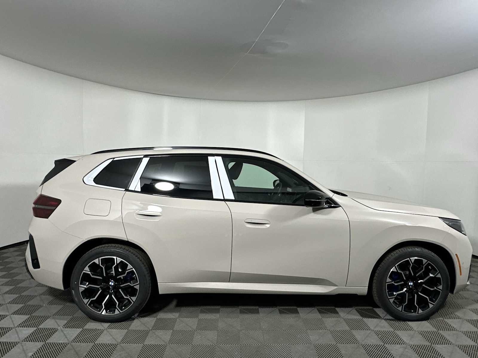 New 2026 BMW X3 M50 w/ Premium Package image 8