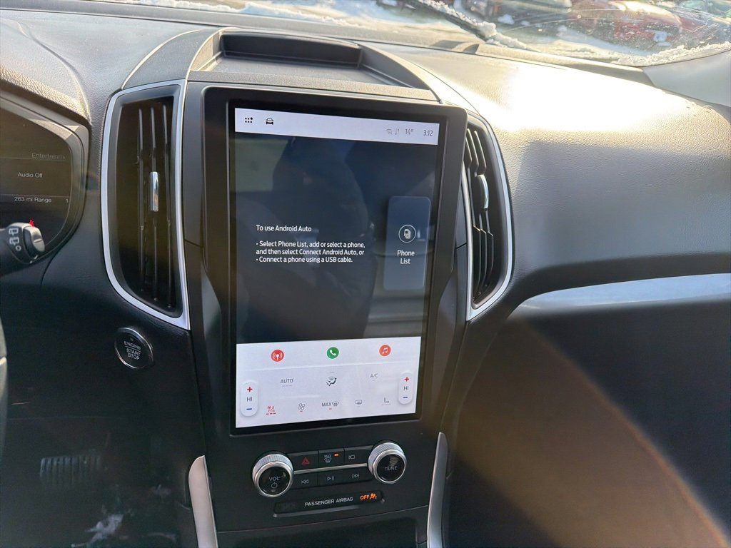 Certified 2024 Ford Edge SEL w/ Convenience Package image 28