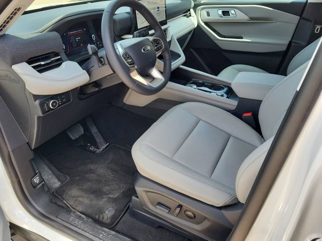 New 2026 Ford Explorer Active w/ Active Comfort Package image 13