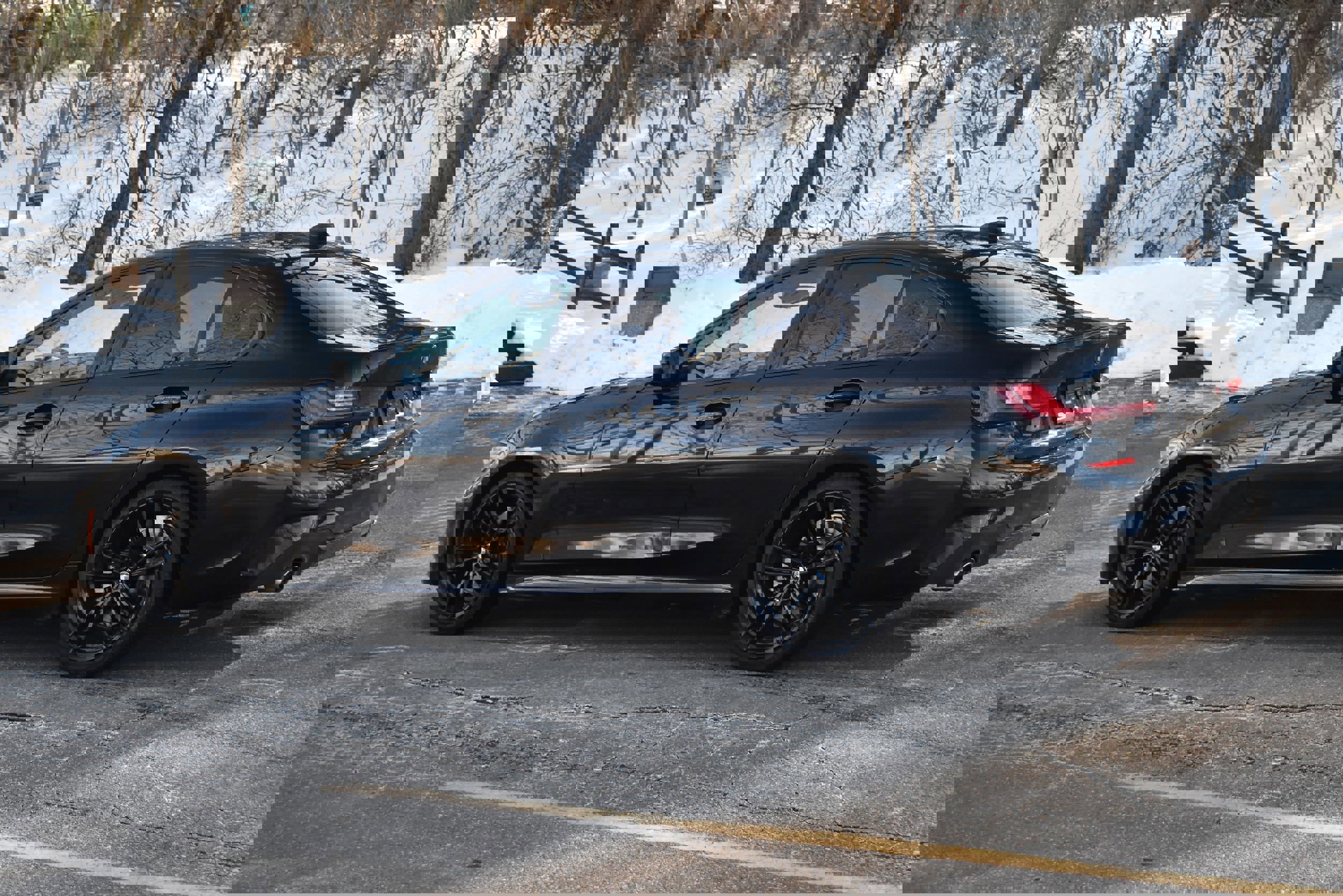 Used 2022 BMW 330i Sedan w/ M Sport Package image 6