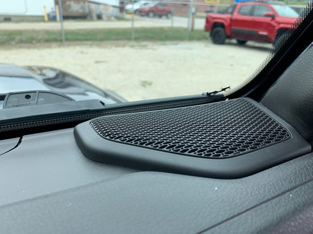 Used 2025 Jeep Gladiator Sport image 20