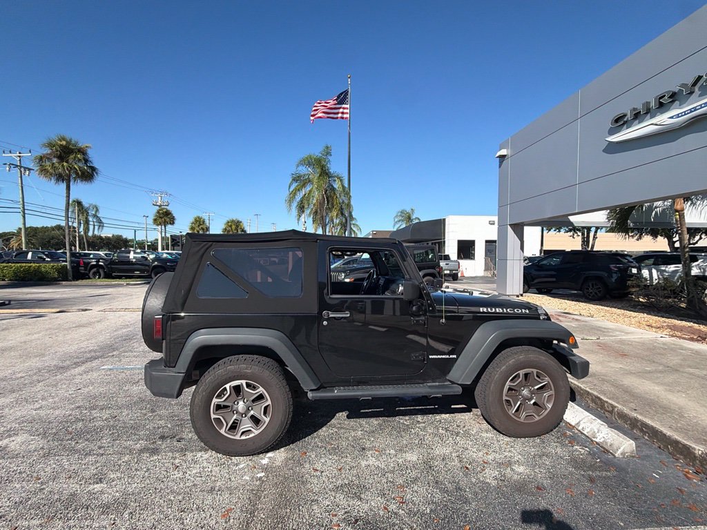 Used 2013 Jeep Wrangler Rubicon w/ Dual Top Group AWD/4WD image 7