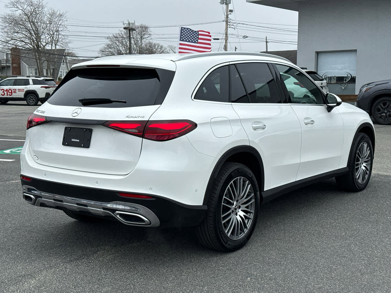 Used 2024 Mercedes-Benz GLC 300 4MATIC image 7