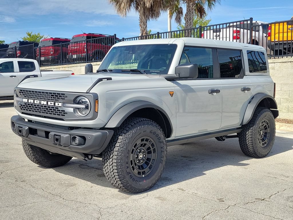 New 2026 Ford Bronco Badlands AWD/4WD image 2