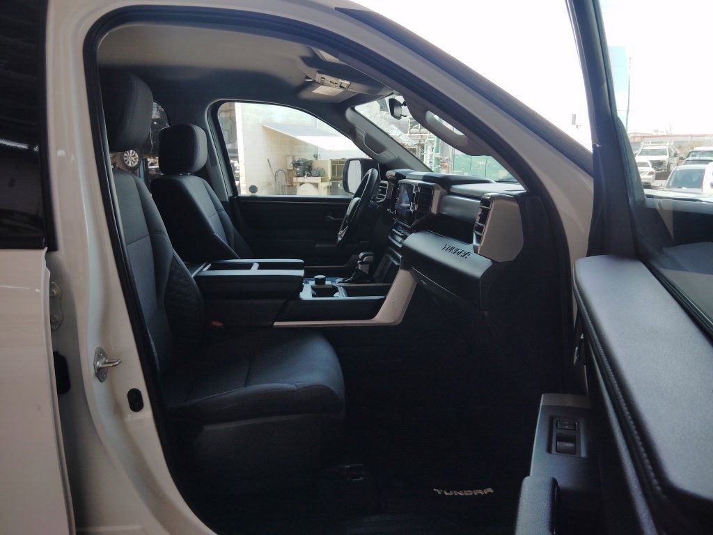 Used 2022 Toyota Tundra SR5 RWD image 11