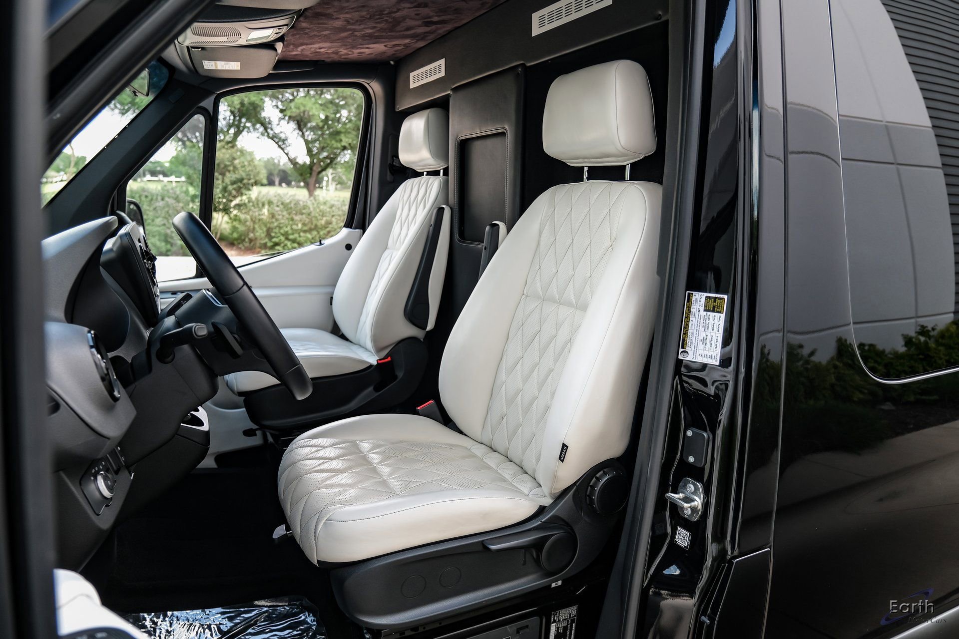 Used 2022 Mercedes-Benz Sprinter 2500 image 30
