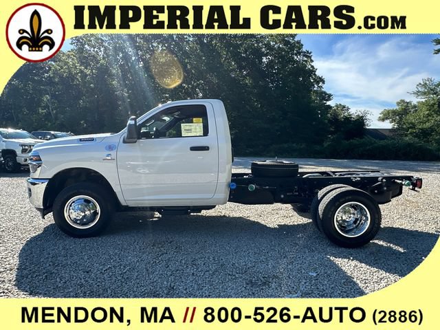 New 2026 RAM 3500 Tradesman w/ Chrome Appearance Group A AWD/4WD image 6