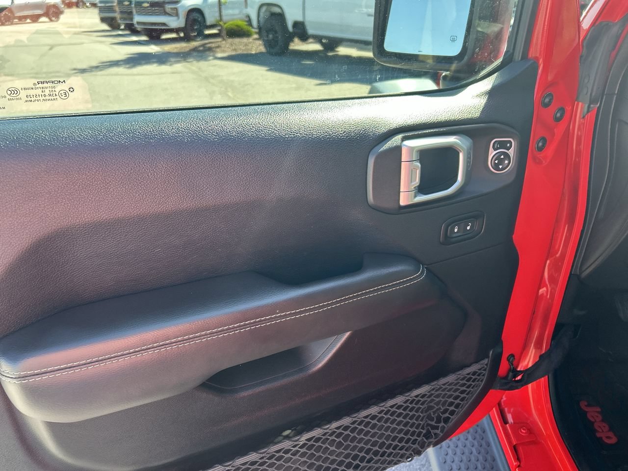 Used 2018 Jeep Wrangler Unlimited Rubicon AWD/4WD image 18