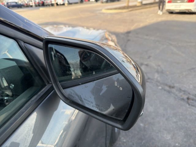 Used 2025 Ford Explorer ST image 4