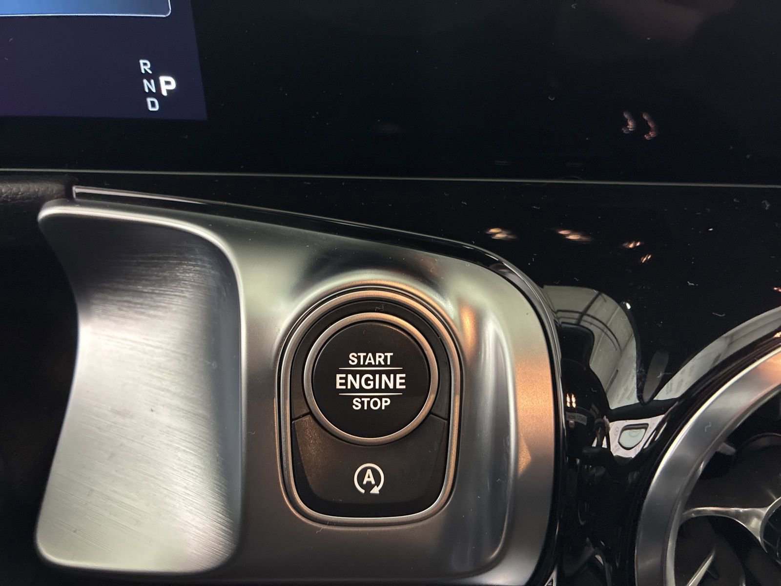 Used 2024 Mercedes-Benz GLB 250 4MATIC image 18