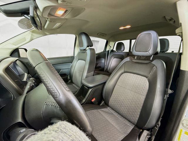 Used 2017 Chevrolet Colorado Z71 image 23