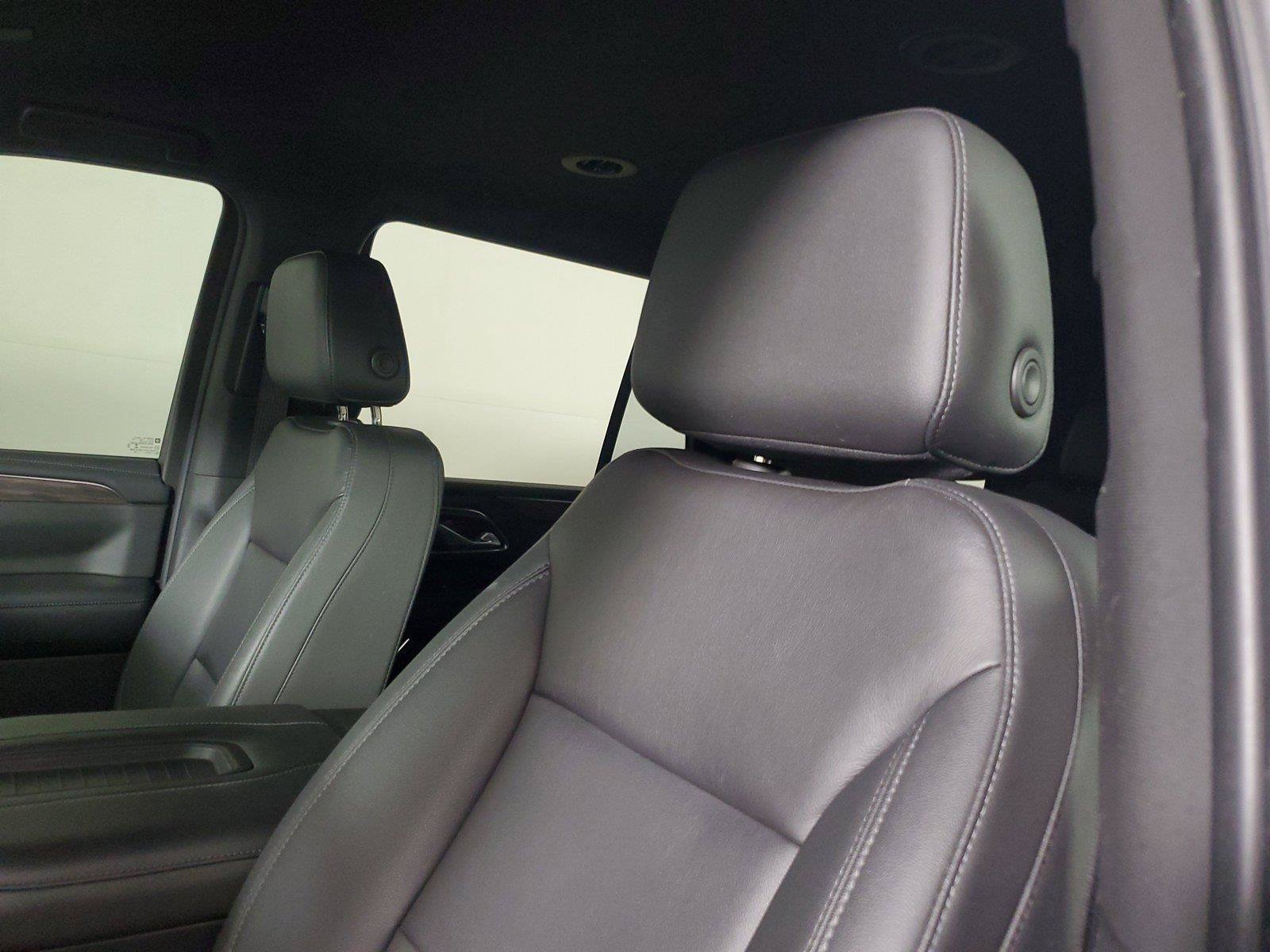 Used 2022 Chevrolet Tahoe Z71 w/ Luxury Package AWD/4WD image 22