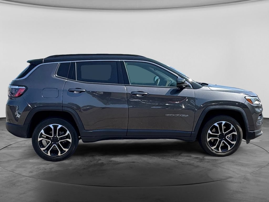 Used 2024 Jeep Compass Limited AWD/4WD image 11