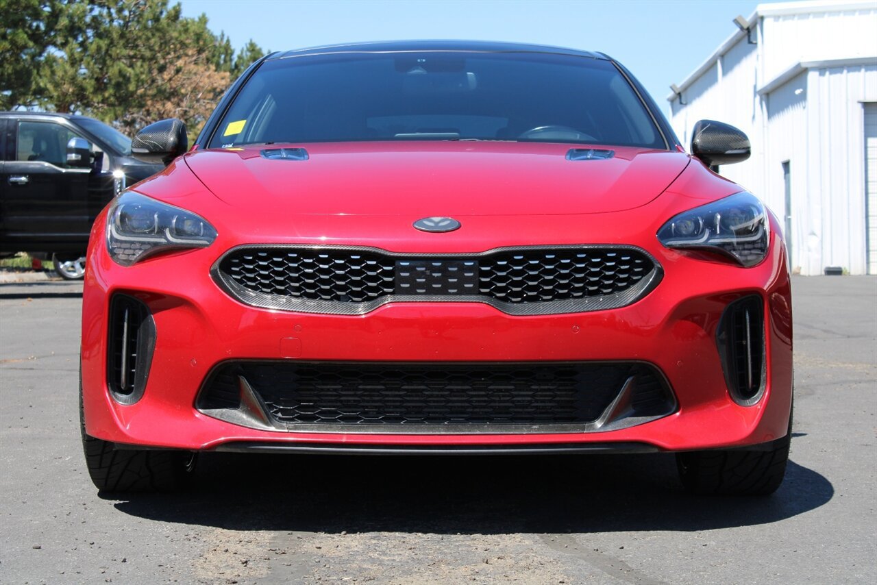 Used 2018 Kia Stinger GT2 AWD/4WD image 17