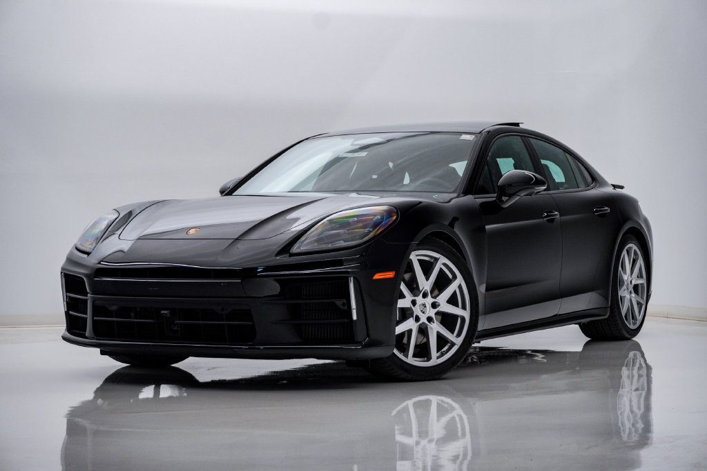 New 2026 Porsche Panamera 4
