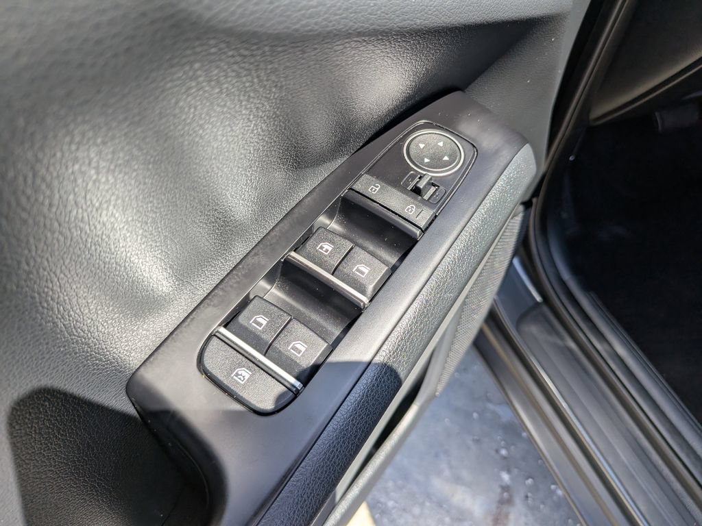 Certified 2023 Kia Soul LX w/ LX Technology Package FWD image 18
