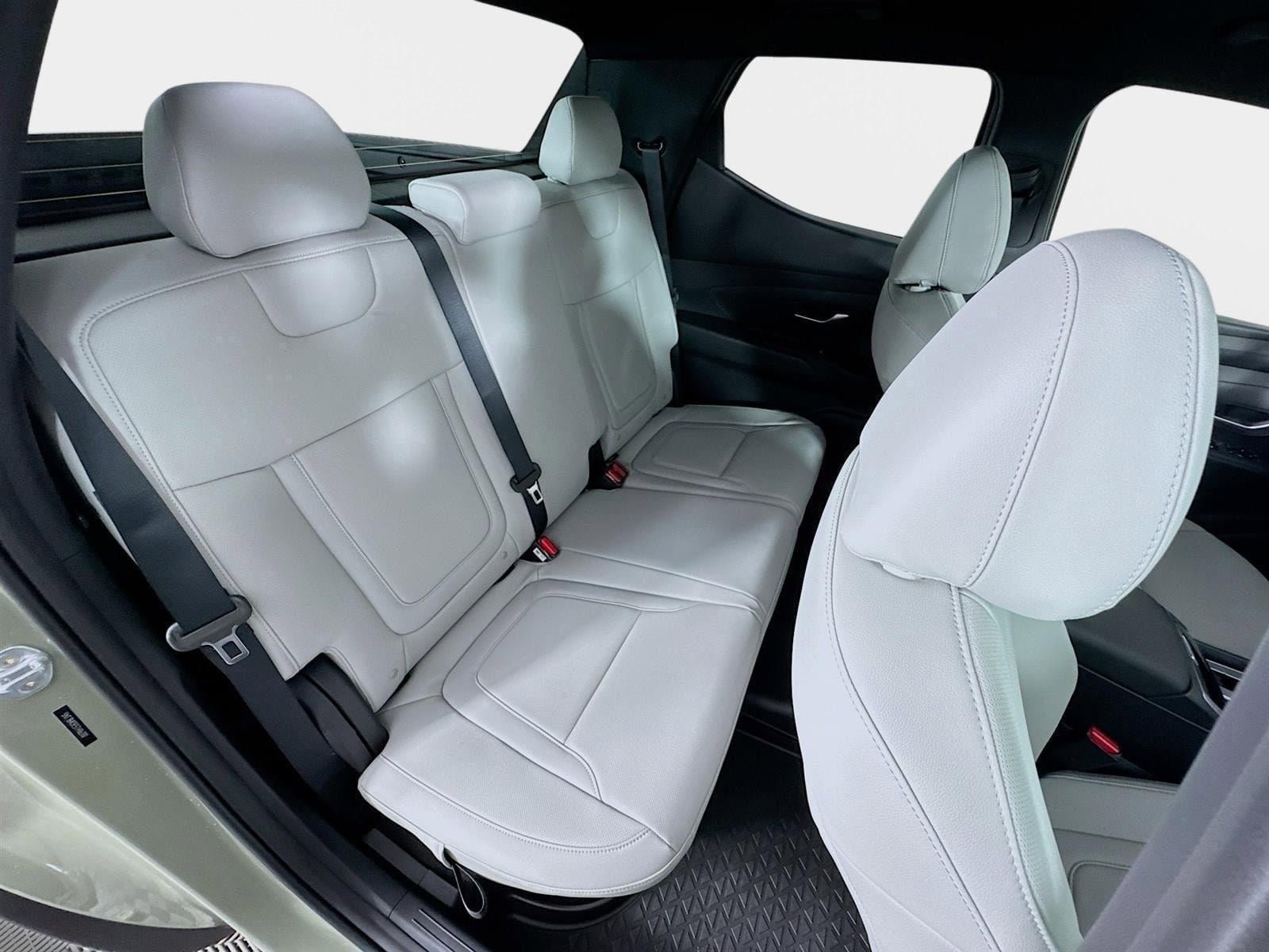 New 2026 Hyundai Santa Cruz SEL FWD image 25