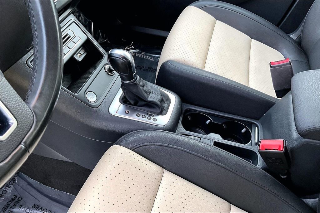 Used 2017 Volkswagen Tiguan S AWD/4WD image 18