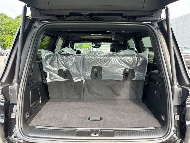 New 2026 Jeep Grand Wagoneer Limited AWD/4WD image 4