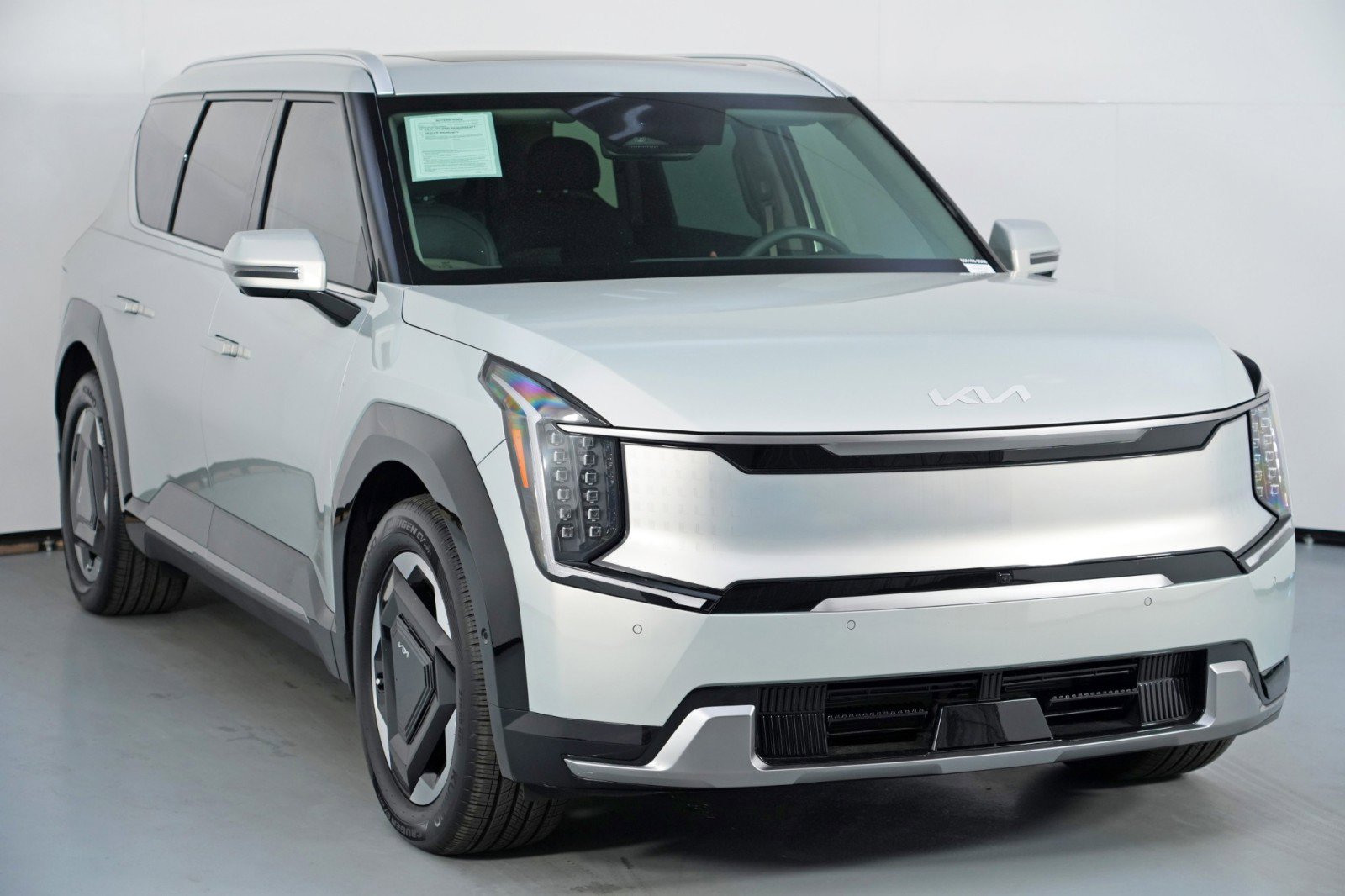 Used 2026 Kia EV9 Land image 58