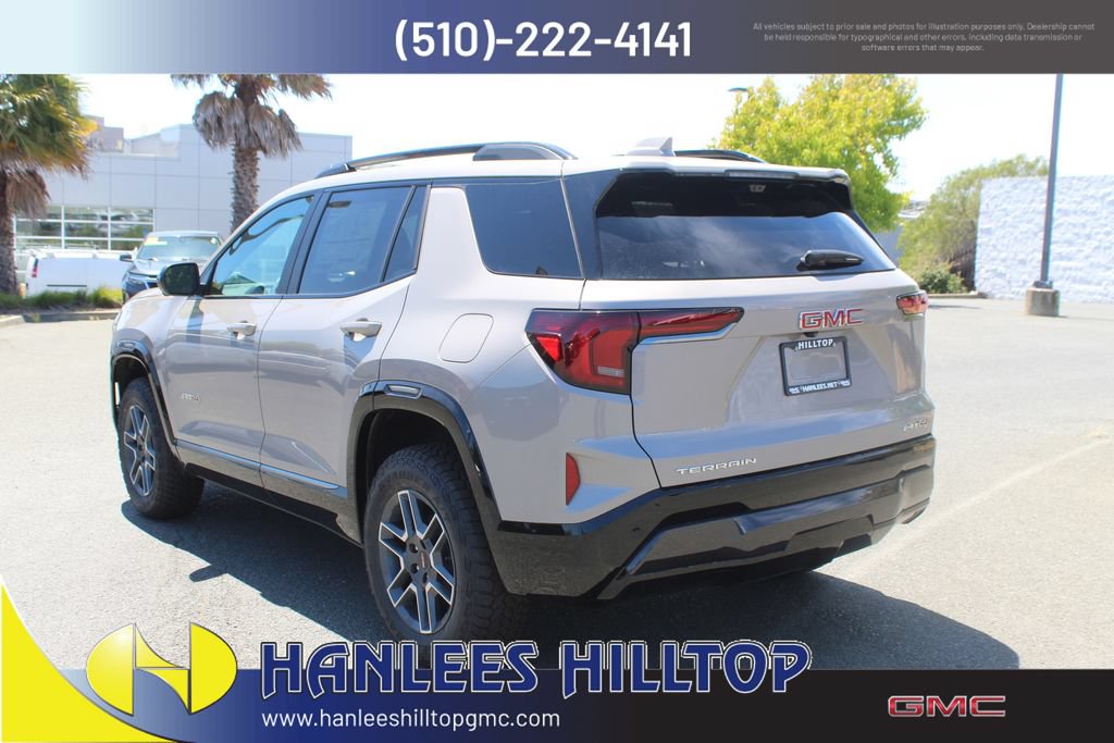 New 2026 GMC Terrain AT4 w/ Technology Package II AWD/4WD image 9