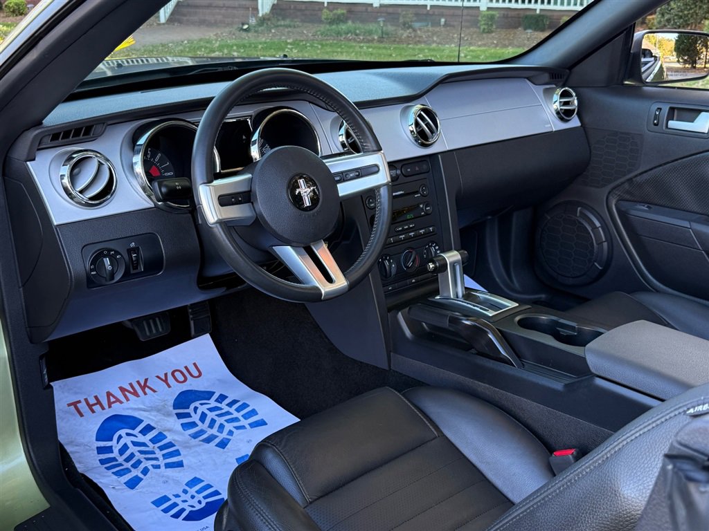 Used 2006 Ford Mustang GT RWD image 45