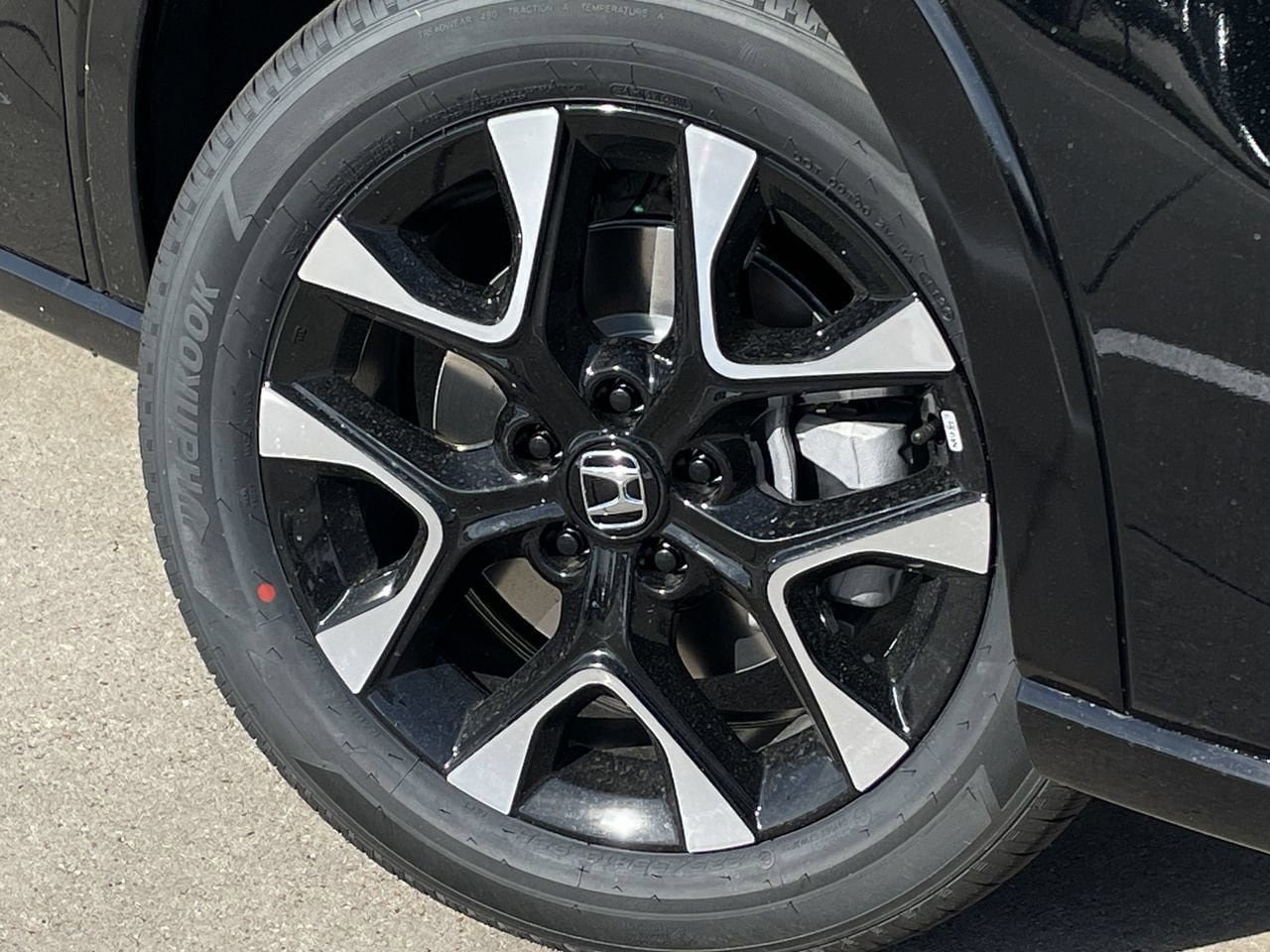New 2027 Honda HR-V EX-L image 8