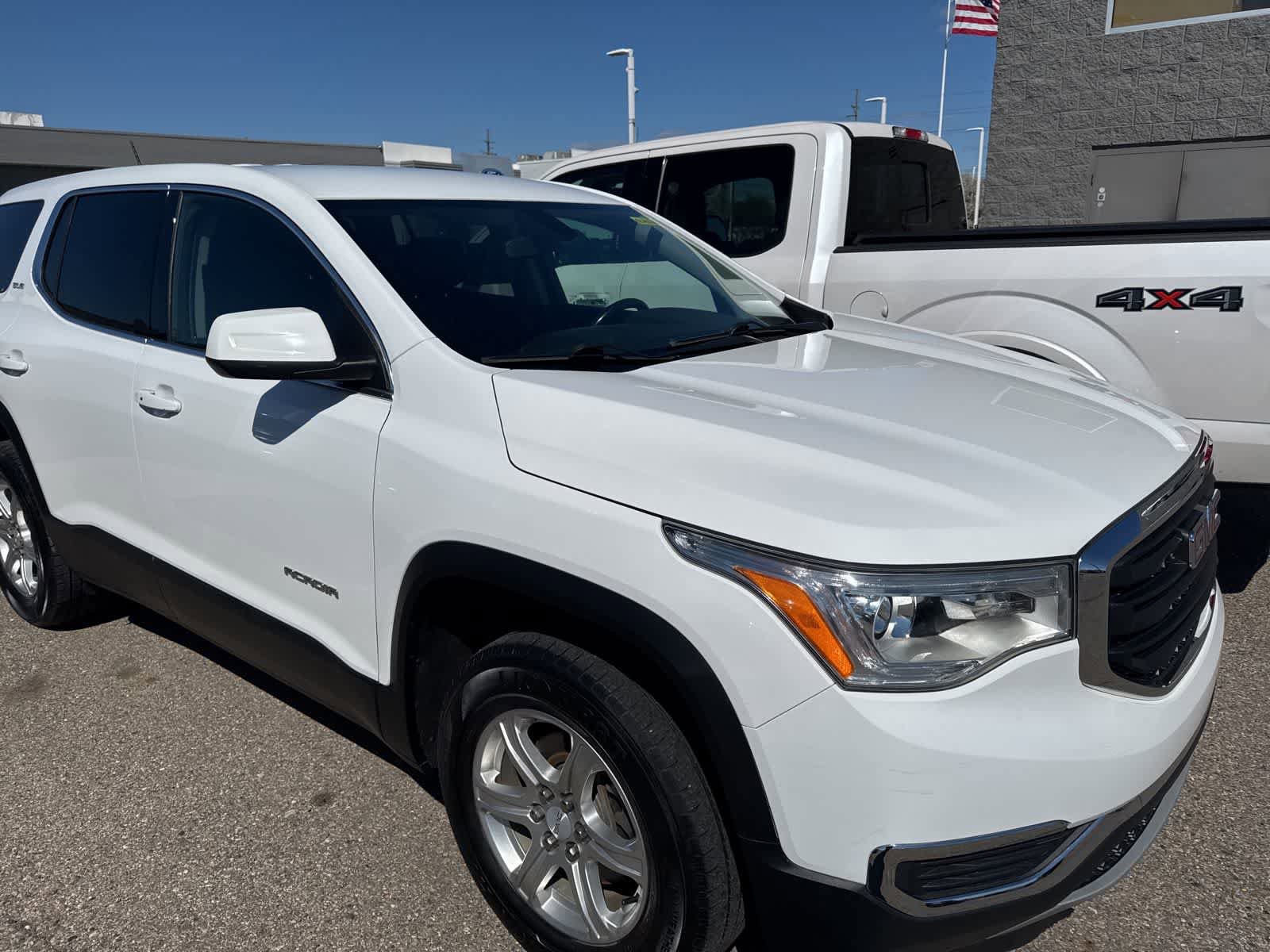 Used 2019 GMC Acadia SLE FWD image 51