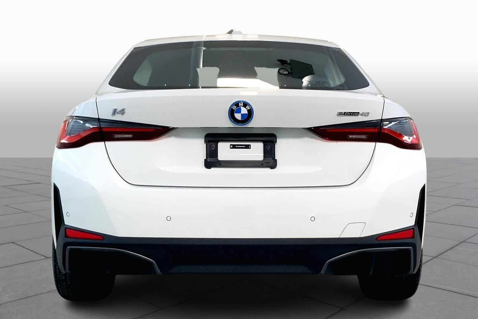 Used 2024 BMW i4 eDrive40 w/ Premium Package RWD image 4