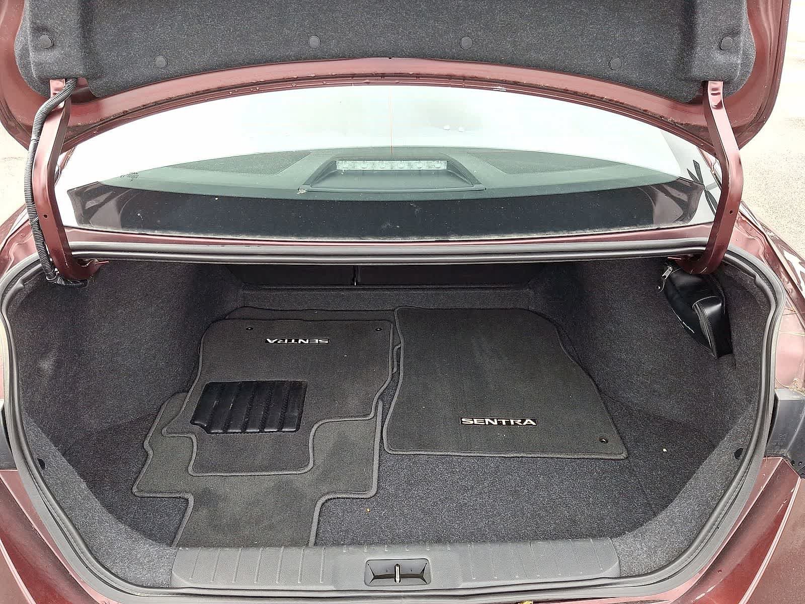 Used 2022 Nissan Sentra SV w/ All-Weather Package FWD image 29