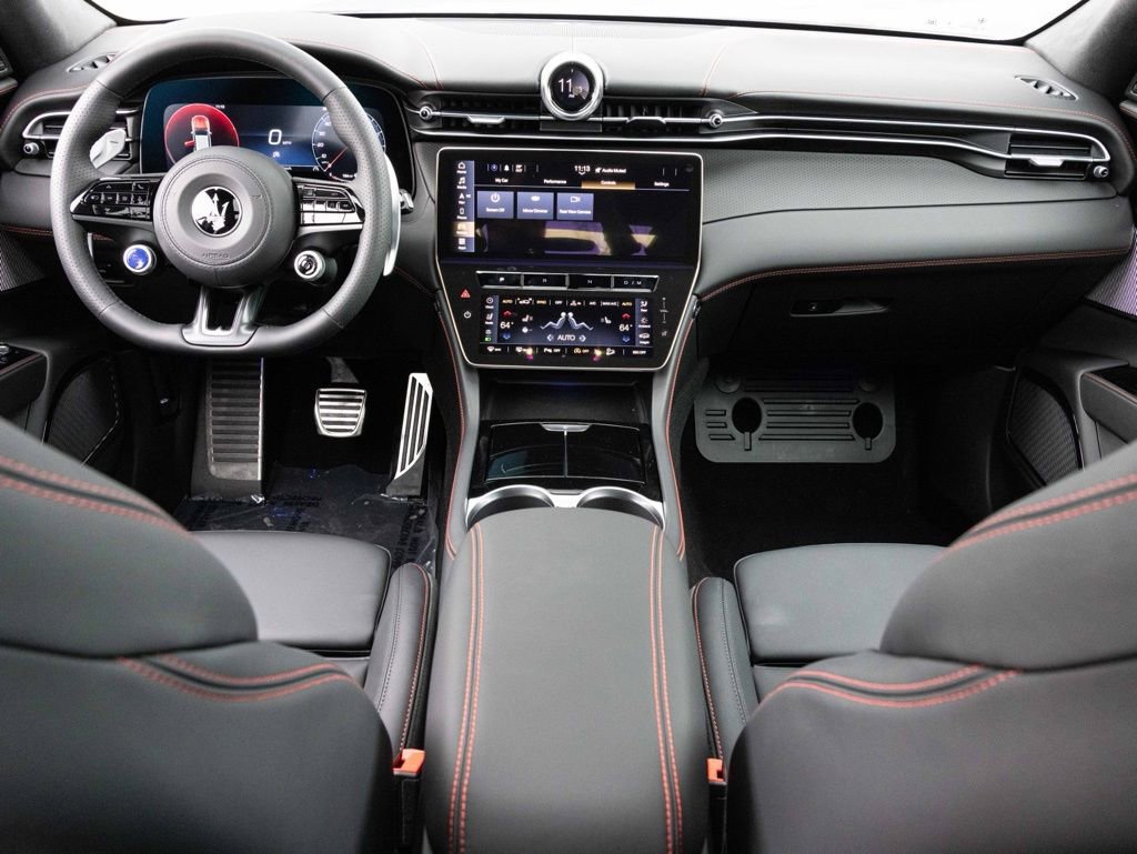 New 2026 Maserati Grecale Modena image 45