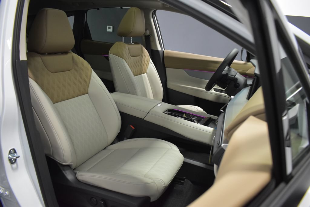 New 2026 Nissan Murano Platinum w/ Cargo Package AWD/4WD image 14