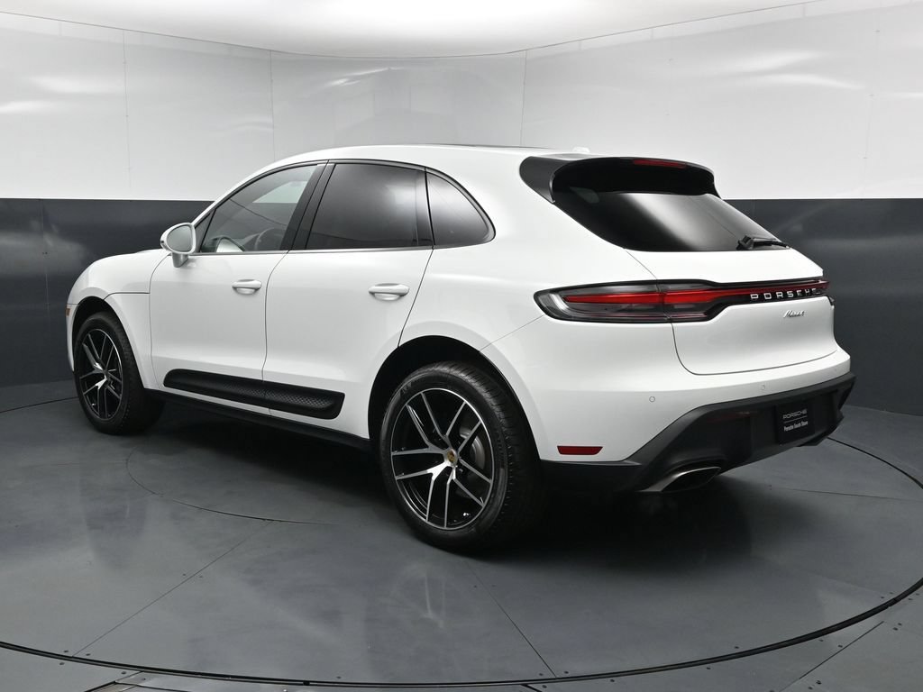 New 2026 Porsche Macan AWD/4WD image 3