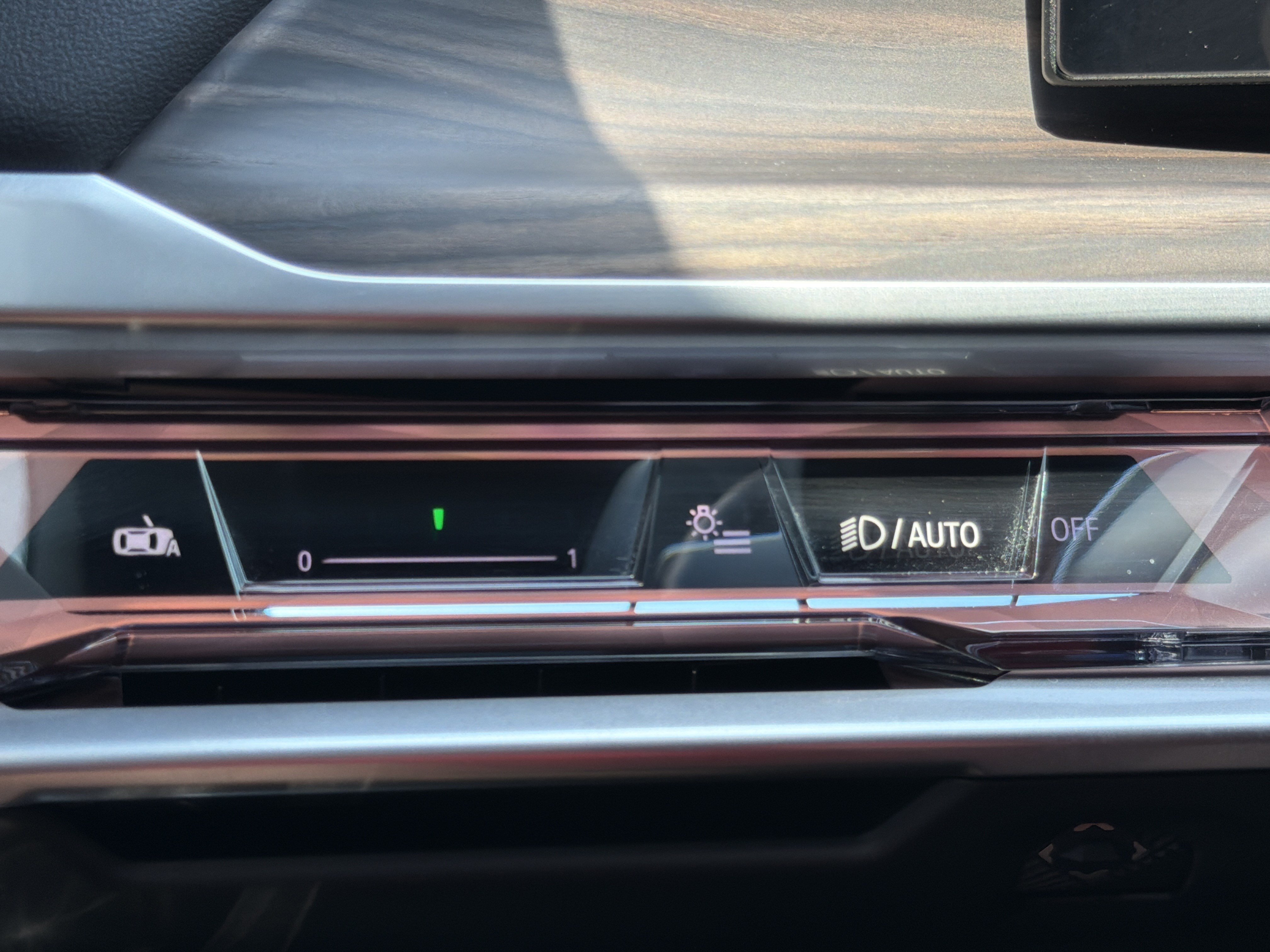 Certified 2026 BMW 760i xDrive AWD/4WD image 14