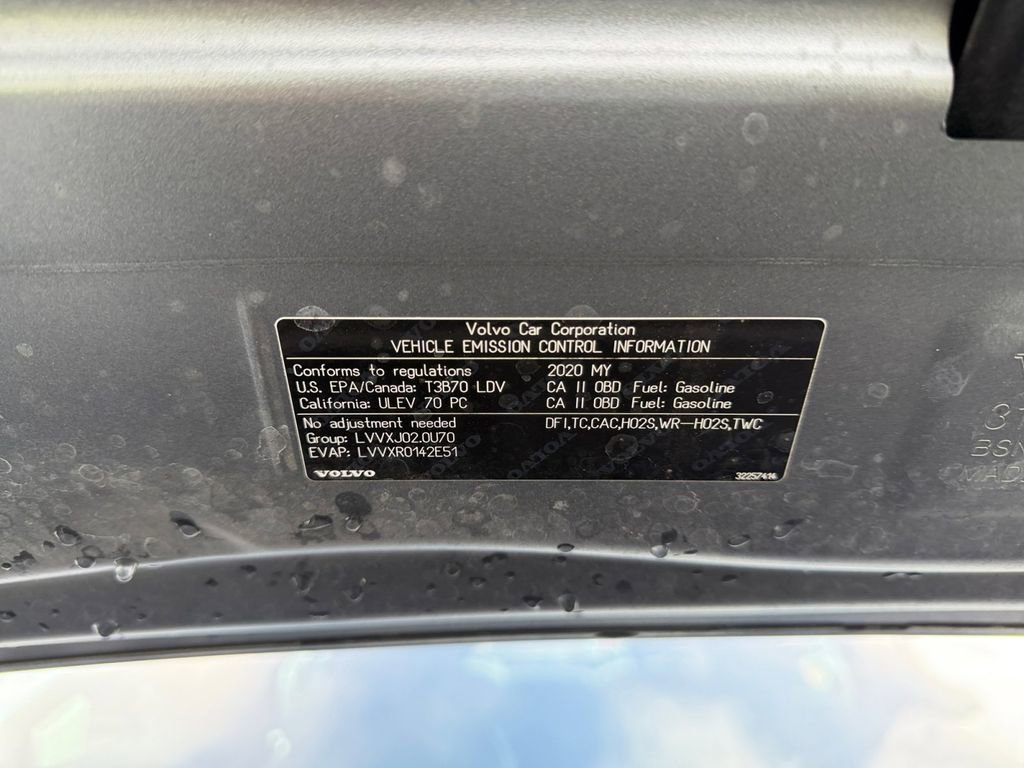 Used 2020 Volvo S60 T5 Momentum image 33