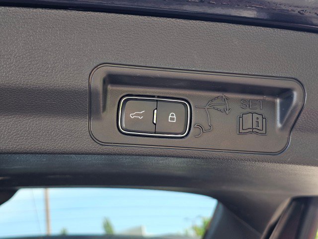 Used 2023 Ford Explorer XLT w/ Equipment Group 202A AWD/4WD image 20